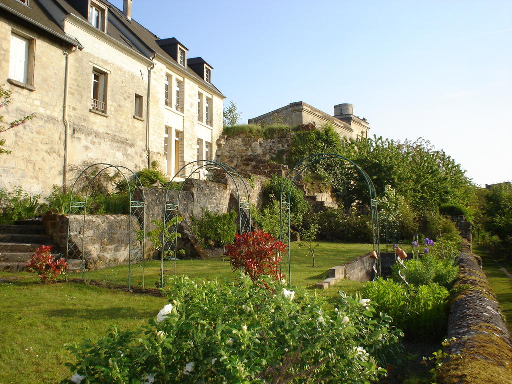 Chambres D'Hotes Sur La Courtine De Coucy Buitenkant foto