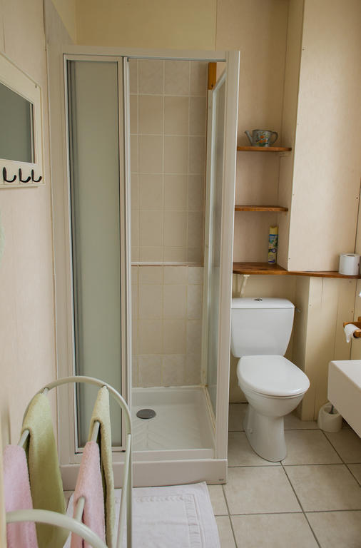Chambres D'Hotes Sur La Courtine De Coucy Kamer foto